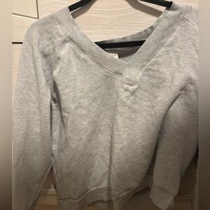universal threads , grey sweater large